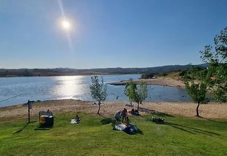 Casa De Cabecinho- Albufeira Do Azibo Casa de Férias *