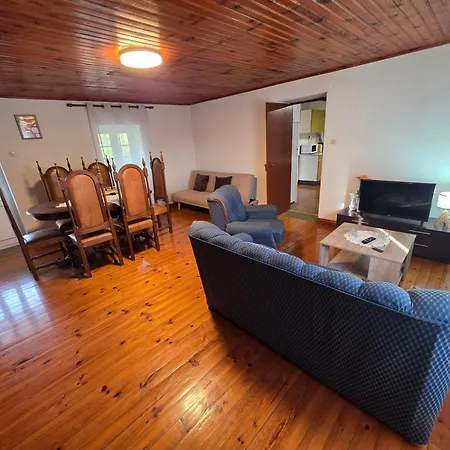 Casa De Cabecinho- Albufeira Do Azibo Hébergement de vacances *