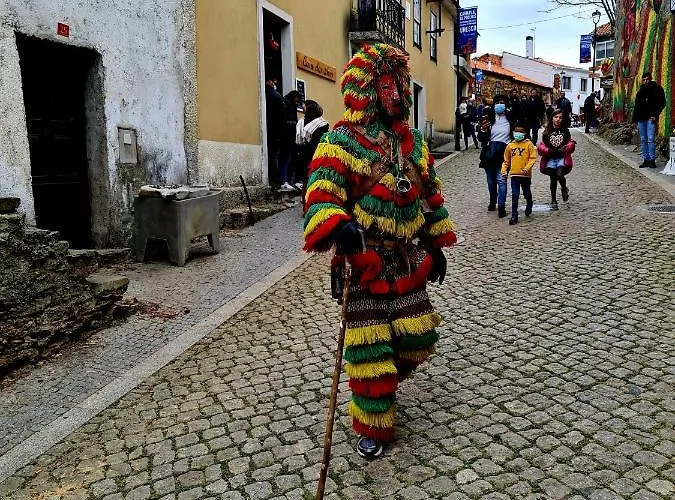 Hébergement de vacances Casa De Cabecinho- Albufeira Do Azibo *